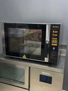 BOBI Intelligent Hot Air Circulation Furnace: A 4-Plate Commercial Oven for Rapid Heating & Humidification