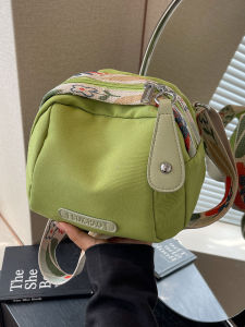 Waterproof Oxford Cloth Crossbody Bag Large Capacity Ladies Commuter Bag Fashionable New 2026 Multi-Functional Single Shoulder Bag