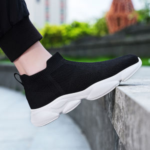 ORNGMALL Sports Shoes for Men Fashion Casual Sneakers for Walk Shoes Outdoor Sneakers Casual Running Shoes Men Mesh Slip-On Breathable Black Gym Suitable For Daily Life and Sports Plus Size 39-48