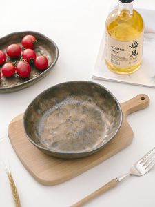 Rust Glaze Ceramic Plate High Aesthetic Value Cold Dish Sushi Fish Plate Japanese Style Dining Utensils Irregular Shape 7 Inches