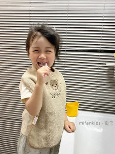 Korean Style Child Wash Towel Coral Fleece Cartoon Embroider Saliva Towel Baby Face Towel Waterproof Bib Non-Wet Clothes