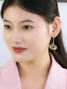 ต่างหูรูปฉลามหรูหรา ไม่ต้องเจาะ รูปผีเสื้อปักลาย ยาว ตกแต่งด้วยลูกปัดรูปฉลาม ต่างหูสไตล์โบราณสำหรับผู้หญิง