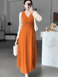 Plus Size Womens French Tea Break Style Pure Desire Halterneck Dress Early Autumn Plus Size Ladies Slim Looking Covering Waist Temperament Dress