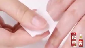 OUHOE Nail Cuticle Remover Dried Nail Cuticle Oil Care Finger Transparent Revitalizer Nutrition Nourishing Liquid Nail Treatment Oil30ML