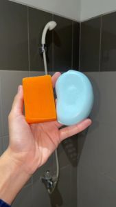 Sabun dengan Kandungan Alami: Mengenal Brighty Glow & Bright Bar Soap