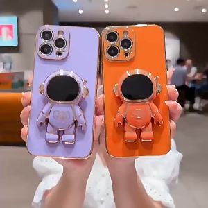 iPHONE CASE FOR 14/13/12 PRO MAX - New and super trendy Luxury iPhone case Shockproof Protect Cute Astronaut can stand