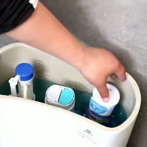 จากกรุงเทพ ครึ่งปี ปไม่ต้องแปรงส้วม ดับกลิ่นชักโครก น้ำยาดับกลิ่นชักโครก อัตราการฆ่าเชื้อ 99% น้ำยาดับกลิ่นชักโครกปล่อยอัตโนมัต