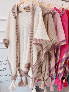 Fashionable Knitted Hooded Shawl Womens Outerwear 2026 New Style Tourist Photography Ethnic Wind Cape Overhead Cowl Neck