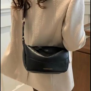 Korean Style Retro PU Leather Shoulder Sling Bag Beg Bags Lady Stylish Casual Banana Half Moon Crossbody Women Office