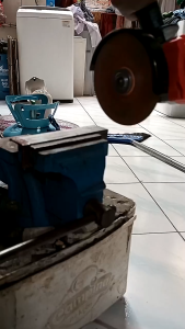 Moketa 4Inch Brushless Mesin Gerinda Baterai Tangan 2000W Cordless Angle Grinder