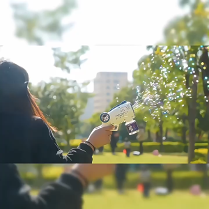 Mainan Mesin Gelembung Space Bubble Basoka Sabun Automatic Bubble Machine