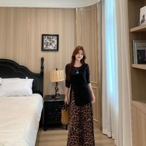 Bộ Đầm In Báo Không Tay Dành Cho Người Mập và Áo Khoác