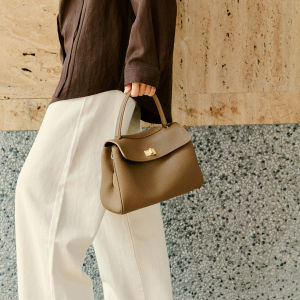 AVALEA | Leather Handbag Messenger Bag Medium