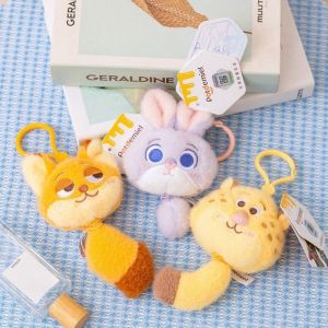 GOODOO แฟลช JUDY NICK น่ารัก พวงกุญแจผ้าพลัฌ นุ่มนุ่มๆ Zootopia จี้กระเป๋าเป้สะพายหลัง 6ซม. ค่ะ กระเป๋าเสน่ห์ ของขวัญวันเกิดสำหรับเด็ก