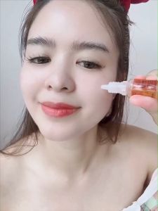 เซรั่มวิตซีทาหน้า มิกิ(หน้า)วิตามินซีเซรั่ม*10 ml.* เซรั่มวิตามินซีเข้มข้น หลายอนุพันธ์บำรุงผิวหน้าได้ล้ำลึก ช่วยลดเลือนฝ้าจุดด่างดำได้ในขวดแรก