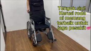 [Same-Day Delivery] Hospital Reclining Commode Wheelchair 18 Inch Seat - Kerusi Roda Ringan