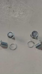 Ốc xả dầu  Ốc rốn dầu đi kèm long đen thông dụng cho hầu hết các dòng xe ga  xe số hondayamaha suzuki...