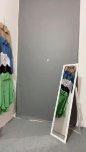 Kemeja Wanita Modern: Crop Top, Korean Style, Lengan Panjang & Polos