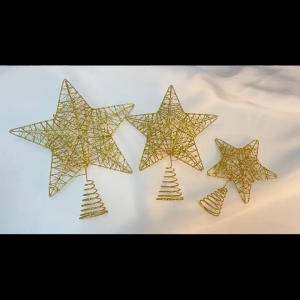 【Happy Time】8 Inch Large Glitter Hollow Star Christmas Tree Topper with 20 LED Warm Lights Battery Operated Gold Star Tree Decoration for Xmas Holiday Party Home Decor