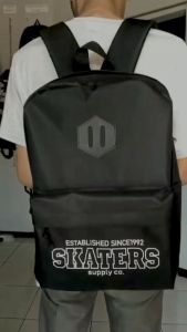Backpack Pria Sporty Warna Solid dengan Motif Skaters