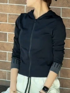 Slim Fit Sport Coat Casual Breathable Moisture Wicking Yoga Outerwear Spring Autumn Zipper Top for Women Long Sleeve Training Fitness