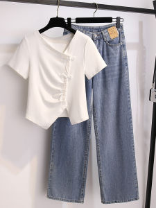 เสื้อยืดคอวีแขนสั้นสไตล์จีนใหม่สำหรับผู้หญิงในช่วงฤดูร้อนปี 2025 ทรงเข้ารูปไม่สมมาตร แขนสั้น คอวี ทรงเข้ารูป เสื้อยืดคอกลม