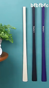 Novvia ช้อนใส่รองเท้า ความยาว 63cm ที่ช่วยการสวมรองเท้าได้ไว Shoe Horn Long Handle