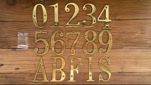 101mm Solid Brass House Number Outdoor 4 Inch Metal Number 0-9 and Letter Apartment Door Number Mailbox Address Sign With Screws