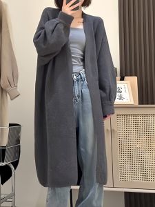 สไตล์พักผ่อน เสื้อสเวตเตอร์ถัก เสื้อโค้ท ผู้หญิง ฤดูใบไม้ร่วง ฤดูหนาว แฟชั่น พรางหุ่น เสื้อแจ๊กเก็ตยาวปานกลาง ใส่สบาย นุ่ม แคชเมียร์