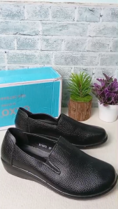 8am รองเท้าคัชชูส้นเตี้ย  เพื่อสุขภาพหนังนิ่ม ส้นเตารีด oxxo พี้นสูง1.3 นิ้ว ใส่สบาย X11070