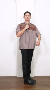 Cari Murah (BONUS DUS) Baju Koko Pria Lengan Pendek Kancing Atas MOERBA Muslim Bahan Halus Dingin Songket Warna 19D203525