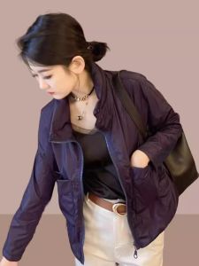 เสื้อคลุมกันแดดผ้าไหมน้ำแข็งสำหรับผู้หญิง ฤดูร้อน 2025 เสื้อคลุมกันแดดแขนสั้นแบบเปิดเป็นเสื้อคลุมสำหรับผู้หญิงส่วนตัวขนาดเล็ก