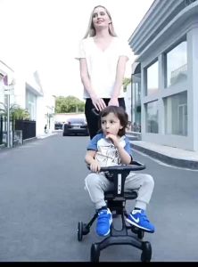 เล็กมาก รถเข็นเด็ก - เบาะนั่งใหญ่ ล้อมีเบรค เบาะผ้าสีดำ 360°