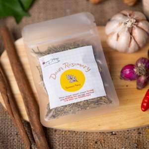 Dapoer Natasya - Daun Rosemary Bumbu Masak pelengkap Masakan Murni Ekonomis (15gram)
