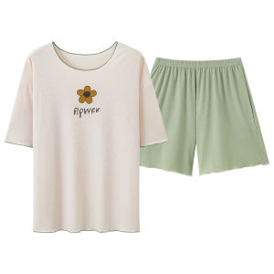 Bộ đồ ngủ MiiOW làm bằng vải lụa băng tay ngắn mỏng dễ thương thoải mái.