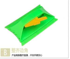 多用途擦玻璃器 Multi-Purpose Window Cleaner家里的窗户凹槽难打理⁉👀 试试这款#多功能凹槽擦玻璃清洁刷，超细纤维用于擦玻璃非常干净，折叠起来还可以清洁凹槽，非常实用‼😍 #好物分享 #颜色随机❤