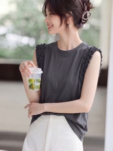 Basic House | French White Lace Sleeveless T-shirt