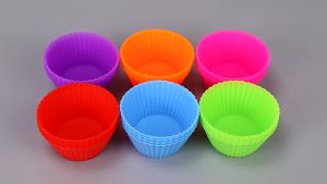 Indo -  Cetakan Kue Lucu Warna-Warni / Silikon Kue Cup Cake / Alas Sekat Wadah Bekal Bento Anak