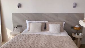 Janie Home Super Soft Mousse Blanket: A Thick & Warm Double Sided Blanket