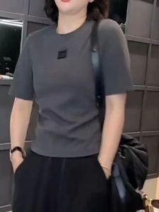 Slimming Effect Loose Cotton T-Shirt: Mid-Sleeve Fashionable Style for Autumn Commute