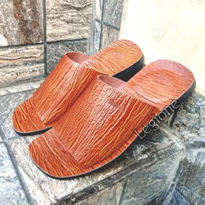 sandal kulit pria dewasa terbaru motif serat kayu sandal kulit fenotti