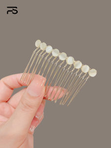 Korean Style Cat Eye Stone Comb Hair Clip: A Must-Have Women's Fashion Accessory
