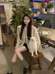 Thickened Winter Fur Coat Womens Integrated Leather And Fur Jacket Warm And Stylish Korean Style Long Sleeve round Neck Top