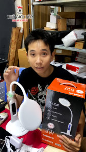 Đèn bàn LED Nanoco NDKR478 Nhựa ABS cao cấp công suất 8W điều chỉnh 3 màu ánh sáng - BNK