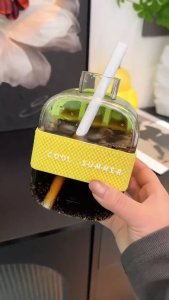 2 in 1 Creative Pressed Ice Cube Mold High Value Portable Water Injection DIY Food Straw Cup Kettle Ice Cube Maker Portable Ice Cube Mold 500ml