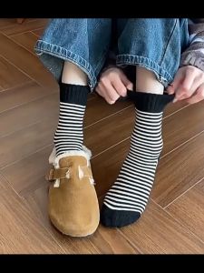 Kaos Kaki Panjang Wanita Katun Pola Garis Warna Natural Retro Striped Mid Tube Socks JCKK299