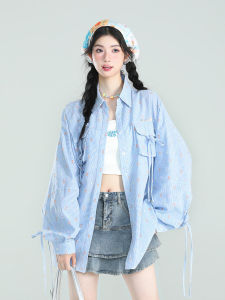 เสื้อเชิ้ตแขนยาวผู้หญิง AONW ทรงหลวม ดีไซน์โบว์ผีเสื้อ สีสันสดใส ทรงหลวม ดีไซน์ลำลอง คอโปโล แขนยาว ผ้าฝ้ายผสม