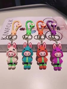 Labubu พวงกุญแจกระเป๋าจี้ของขวัญน่ารักพวงกุญแจการ์ตูนเครื่องประดับในรถยนต์พวงกุญแจเพื่อนของขวัญเครื่องประดับกระเป๋าเป้นักเรียน