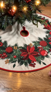 Happy Time 90cm Christmas Tree Skirt Floor Mat Large Cute Surround Santa Design Ornament Carpet Party Home Decor