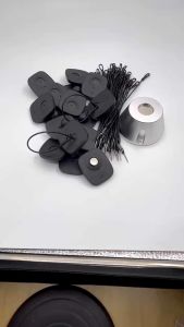 50pcs 8.2MHz Hard Alarm Tag Anti-theft Security Tag Electronic Article Surveillance System